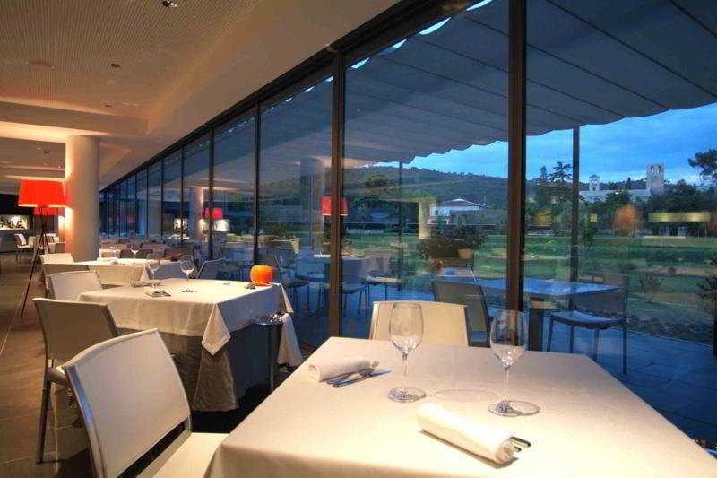 Hotel Mon Sant Benet 4*