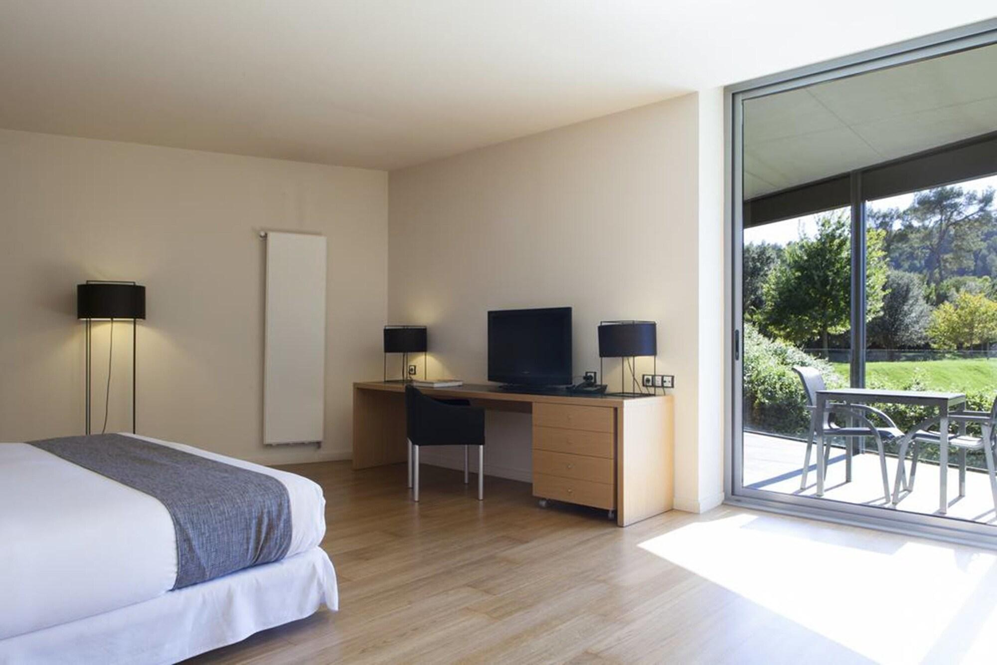 Mon Sant Benet Hotel